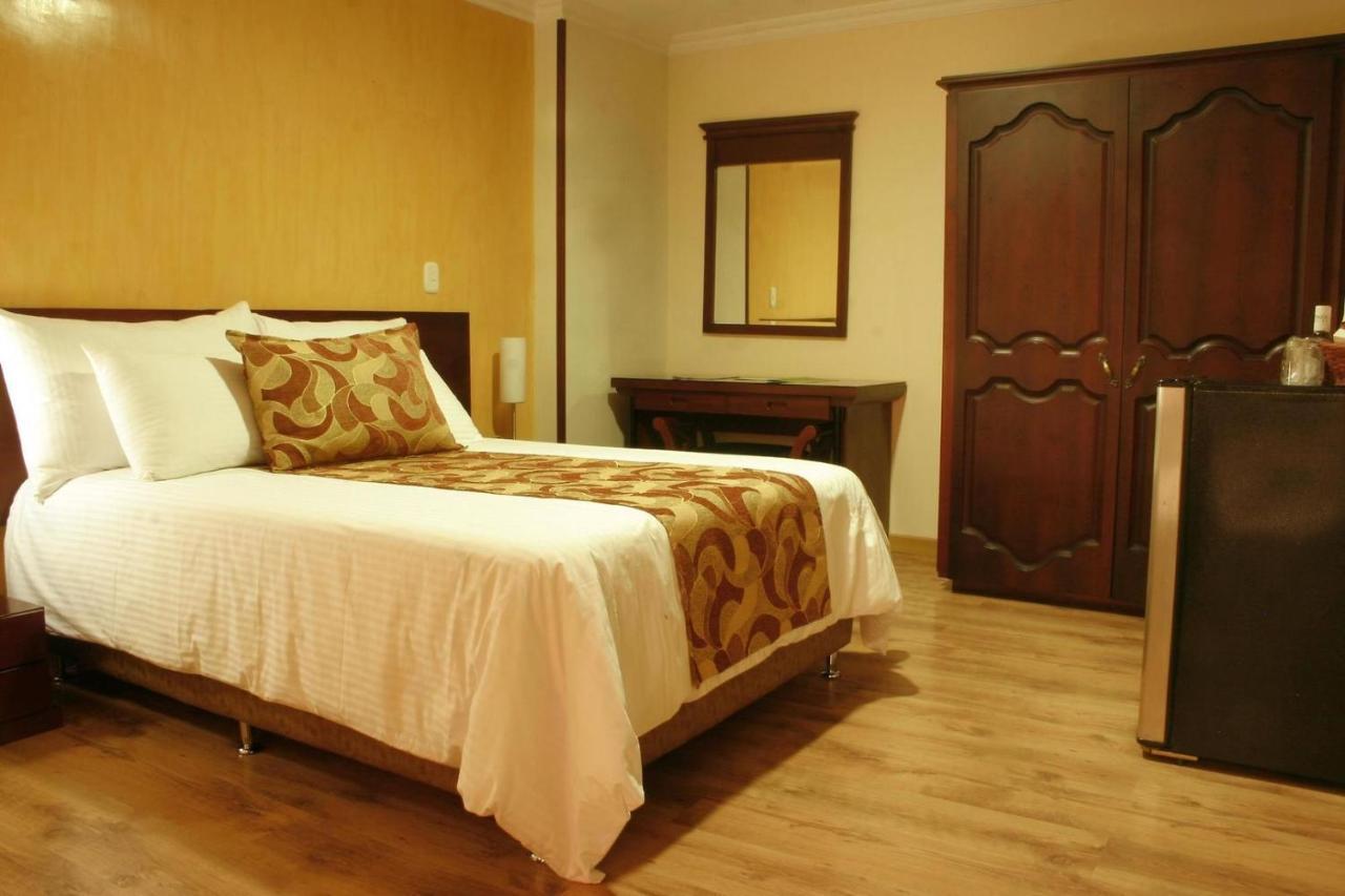 Hotel Luxor Pereira Ngoại thất bức ảnh