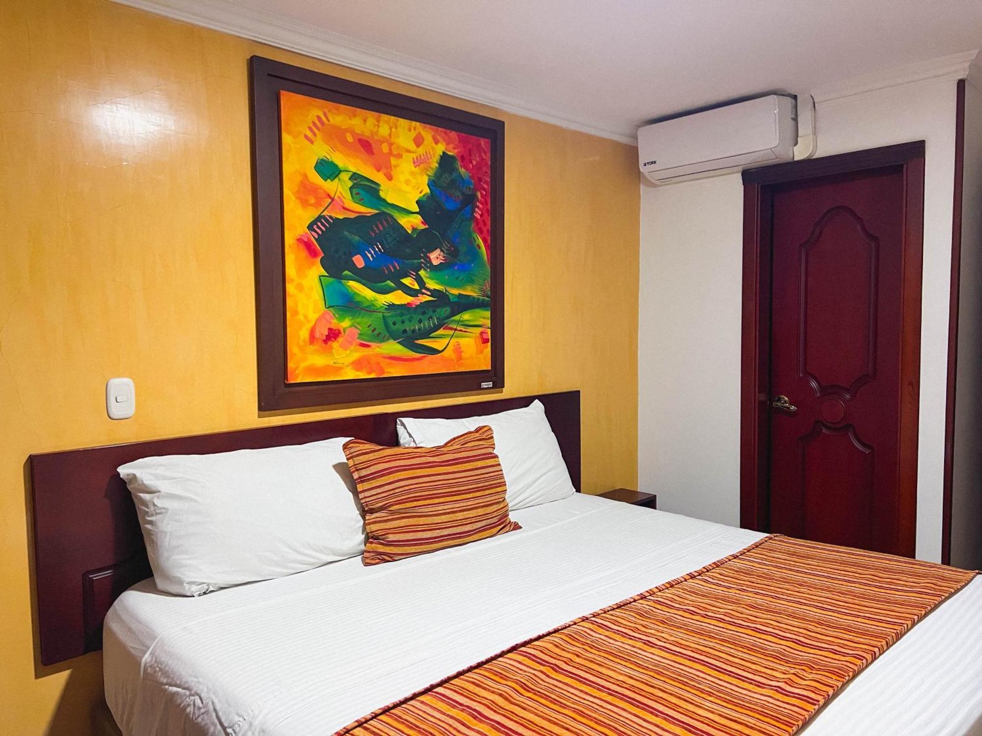 Hotel Luxor Pereira Ngoại thất bức ảnh