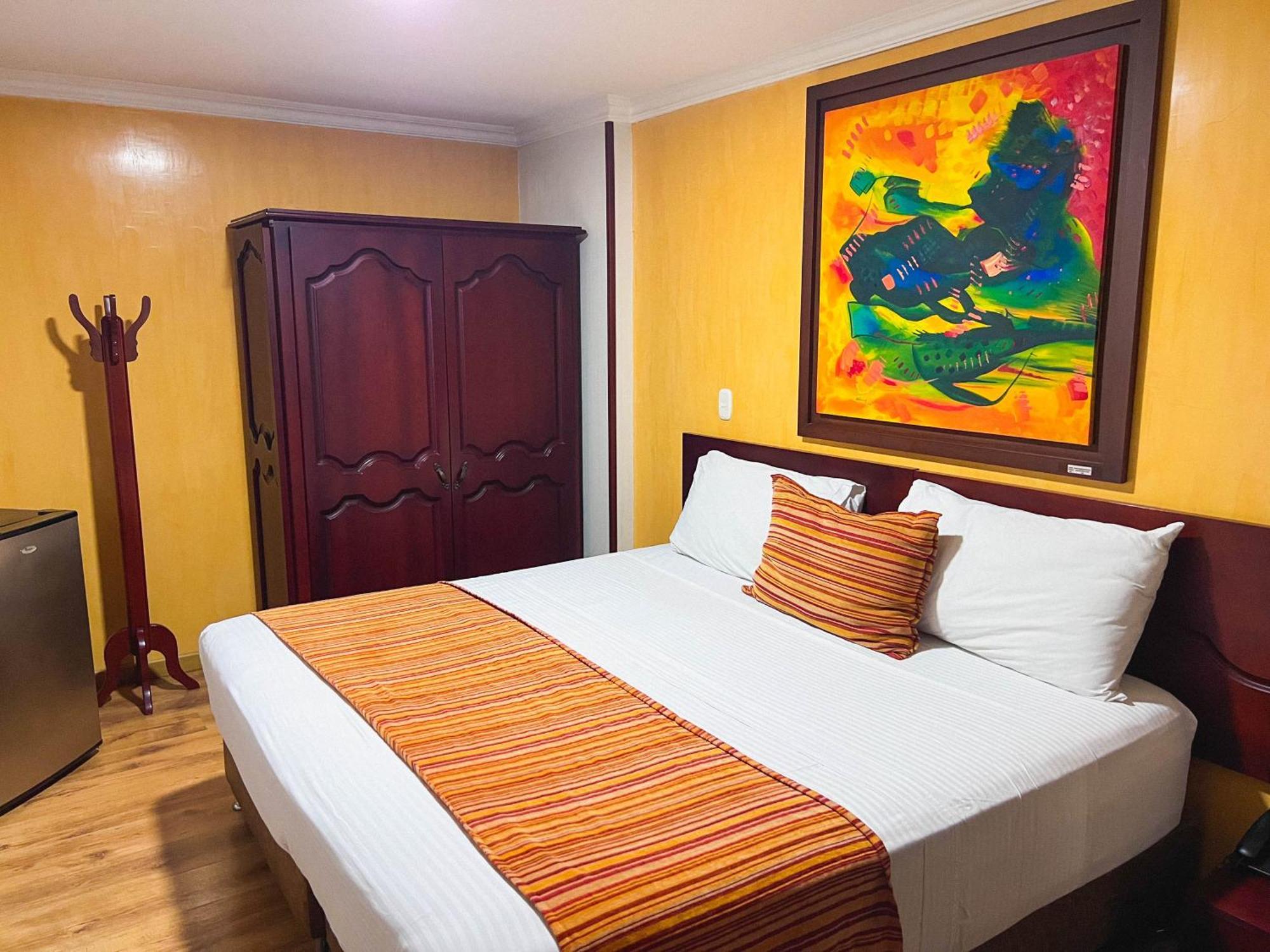 Hotel Luxor Pereira Ngoại thất bức ảnh