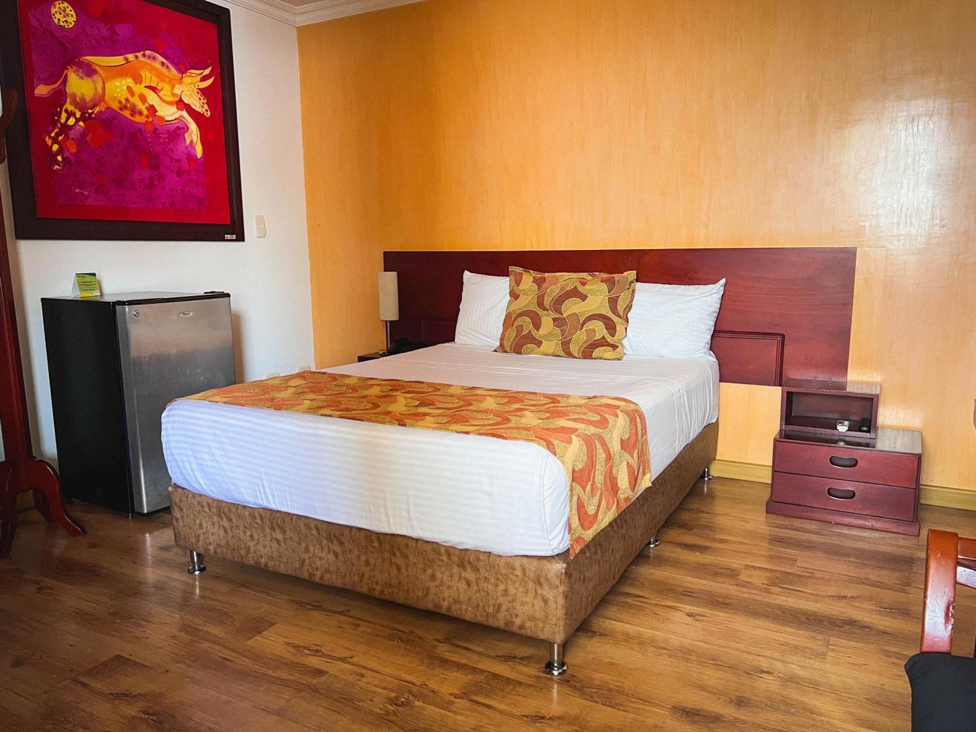 Hotel Luxor Pereira Ngoại thất bức ảnh