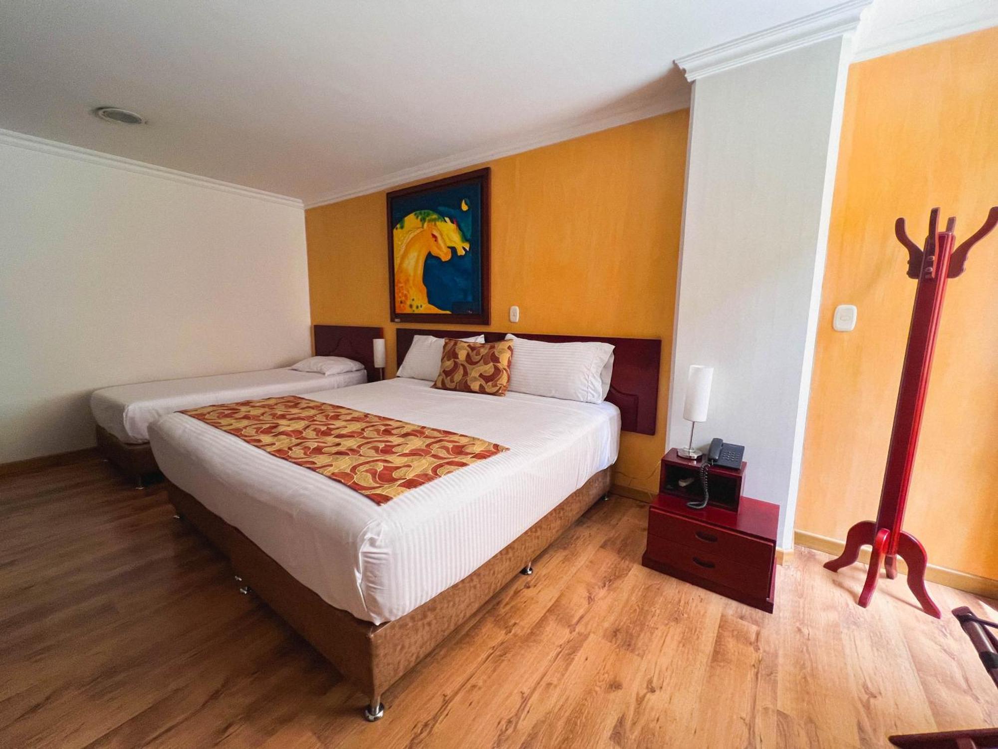Hotel Luxor Pereira Ngoại thất bức ảnh
