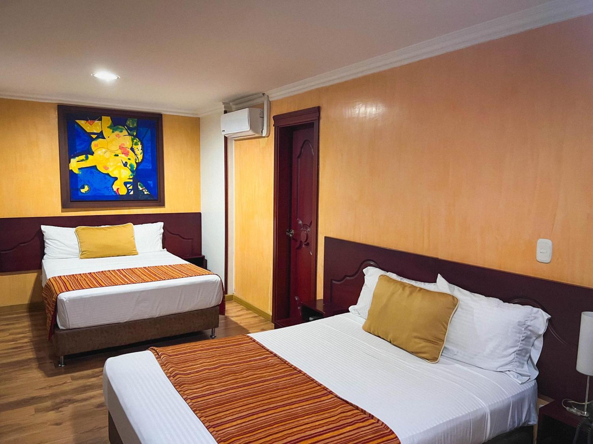 Hotel Luxor Pereira Ngoại thất bức ảnh